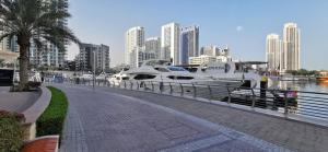 Fotografie z fotogalerie ubytování Magnificient Marina views - Luxury Dubai Apartment v Dubaji