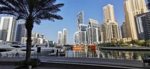 Fotografie z fotogalerie ubytování Magnificient Marina views - Luxury Dubai Apartment v Dubaji