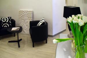 A seating area at Gregori Guest House