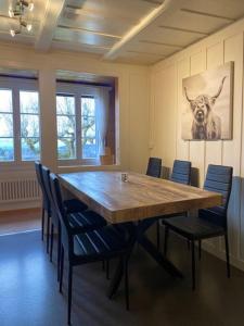 Fotografie z fotogalerie ubytování Wohnen mit Blick auf Eiger - ehemaliges Bauernhaus - 2 Schlafzimmer v destinaci Schwarzenburg