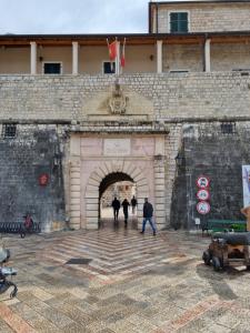 Galeri foto Main Square View di Kotor