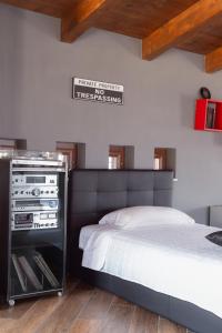 Letto o letti in una camera di Villa Santoro al Paradiso Verde, Villa intera con Piscina