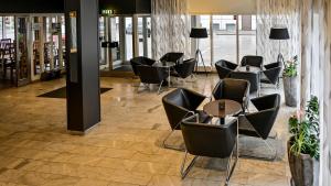Khu vực ghế ngồi tại Hotel Amadeus by First