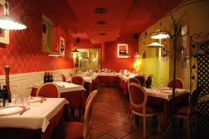 Restaurace v ubytování Alessi Hotel Trattoria