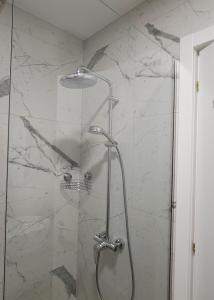 Ένα μπάνιο στο Evergreen Apartment San Pietro