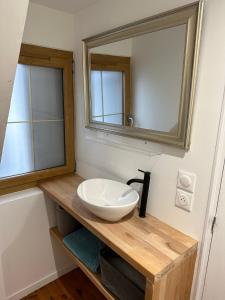 Kúpeľňa v ubytovaní Superbe appartement proche centre ville, thermes