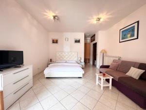 TV a/nebo společenská místnost v ubytování Apartments Tereza
