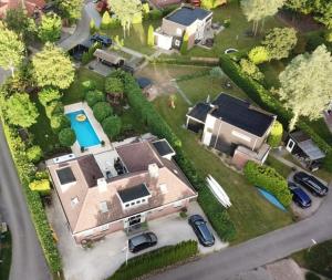 Letecký snímek ubytování luxe villa met privé zwembad en jacuzzi
