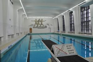 Der Swimmingpool an oder in der Nähe von Haus Eifelinchen