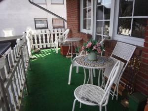 Ein Balkon oder eine Terrasse in der Unterkunft Haus Eifelinchen