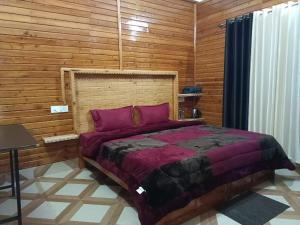 Hotel Kohinoor 객실 침대