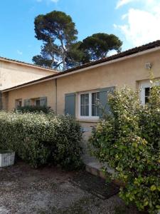 Gambar di galeri bagi Maison rénovée dans une ancienne propriété. di Montpellier