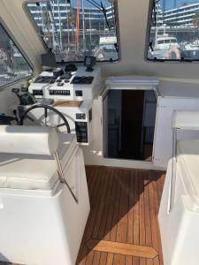 a view of the front of a boat with a stove at Rufus Port Forum in Barcelona