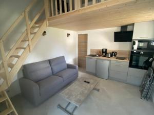 Kuchyň nebo kuchyňský kout v ubytování Studio Chez Mongery