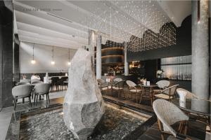 Gallery image of Cascade Hotel Bangkok in Bangkok