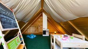 Ένα ή περισσότερα κρεβάτια σε δωμάτιο στο Holiday home Amalia, Sunger