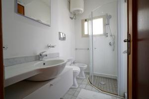 Ένα μπάνιο στο Top Floor Aparthotel Bentivoglio 2
