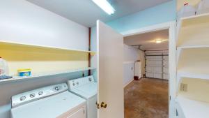 Dapur atau dapur kecil di BEACHCOMBER home