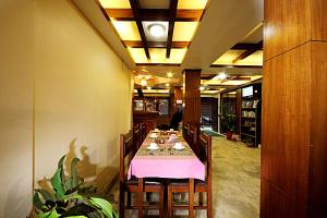 Restoranas ar kita vieta pavalgyti apgyvendinimo įstaigoje Hotel Bubo Himalaya