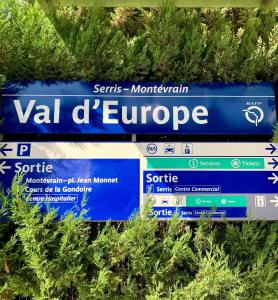 Certyfikat, podpis lub inny dokument wystawiony w obiekcie Appt 4P, parking, Disney direct, Vallée Village