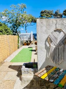 Piscina a Maisonnette climatisée à 35m de la plage de La Capte Hyères o a prop