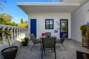Балкон или терраса в Afroditi Superior Apartments