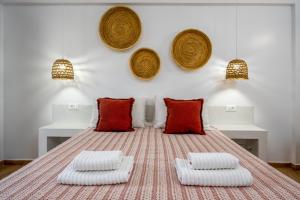 Кровать или кровати в номере Afroditi Superior Apartments