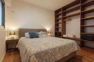 Cozy 1BR in Ben Yehuda by Holiday Rentals