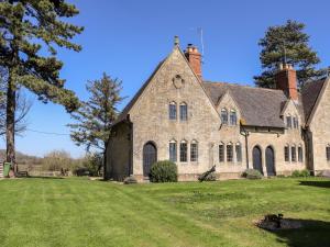 Κήπος έξω από το The Alms House West
