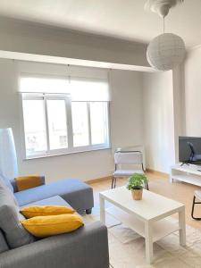 TV a/nebo společenská místnost v ubytování VibesCoruña- Ferrol 1D