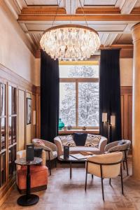 Posezení v ubytování Hotel Altein Arosa, a Faern Collection Resort