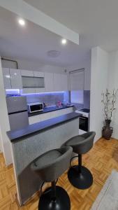 Dapur atau dapur kecil di Aya apartment Sarajevo