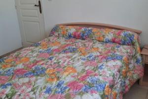 Posteľ alebo postele v izbe v ubytovaní Appartement T2 44m2 - Chez Maya