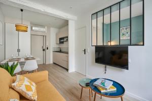 Kuchyňa alebo kuchynka v ubytovaní Residence Center of Paris by Studio prestige