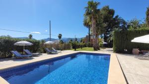 The swimming pool at or close to Casa Alestelou