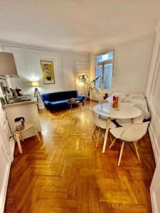 Luxurious 2 bedrooms on Promenades des Anglais