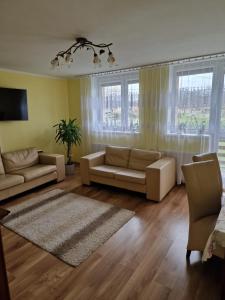 Posedenie v ubytovaní Apartament blisko Świeradowa