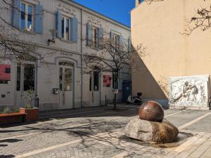 Bygningen som lejligheden ligger i + 14 billeder