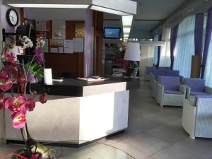 TV a/nebo společenská místnost v ubytování Hotel Sahara