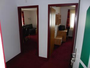 Galeriebild der Unterkunft Hotel Seewirt in Maria Wörth + 114 Fotos