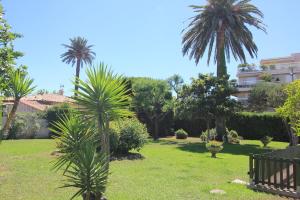 Vonkajšia záhrada v ubytovaní STUDIO VILLA D'ESTE