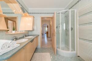 Ένα μπάνιο στο Ferienhof Oberhofer +8 φωτογραφίες
