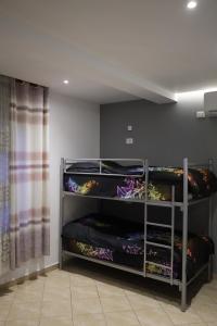 Foto dalla galleria di Sonche Hostel a Tirana