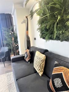 A seating area at Poem Apartments, Las Canteras