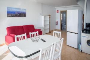 Kuchyňa alebo kuchynka v ubytovaní Apartamentos pilucha