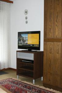 TV a/nebo společenská místnost v ubytování Hilburgs-Domizil