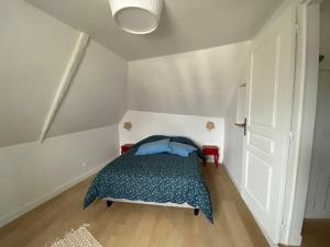 Posteľ alebo postele v izbe v ubytovaní Appartement Centre Bourg de Carnac 6 pers