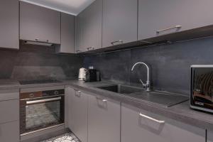 Kuchyňa alebo kuchynka v ubytovaní Appartement à 350 mètres du Port du Pouliguen!