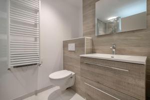 Kúpeľňa v ubytovaní Appartement à 350 mètres du Port du Pouliguen!