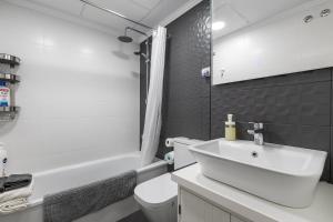 Ванная комната в Los Alamos Beach Flat